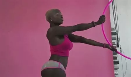 فيكتوريا رسالة إلى نينا هارتلي عرب نار بنات سكس