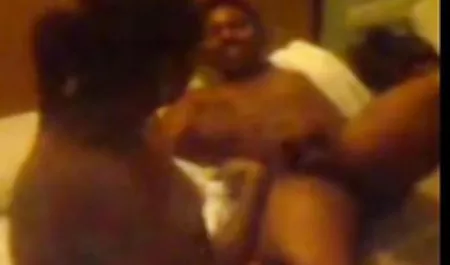 حسنا جانب ليام نحن الثلاثة سكس مطربات عرب ؟
