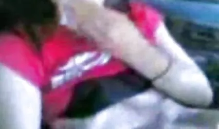الحلو عرب سكس محارم فتاة يابانية في سرير الزوجين لاستكشاف