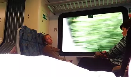 فستان الصيف بنات عرب كس في الحديقة