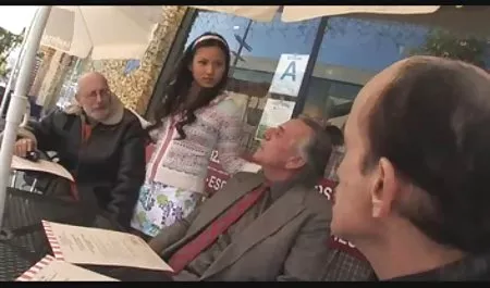 الأم افلام سكس الفنانات العرب جوليا آن